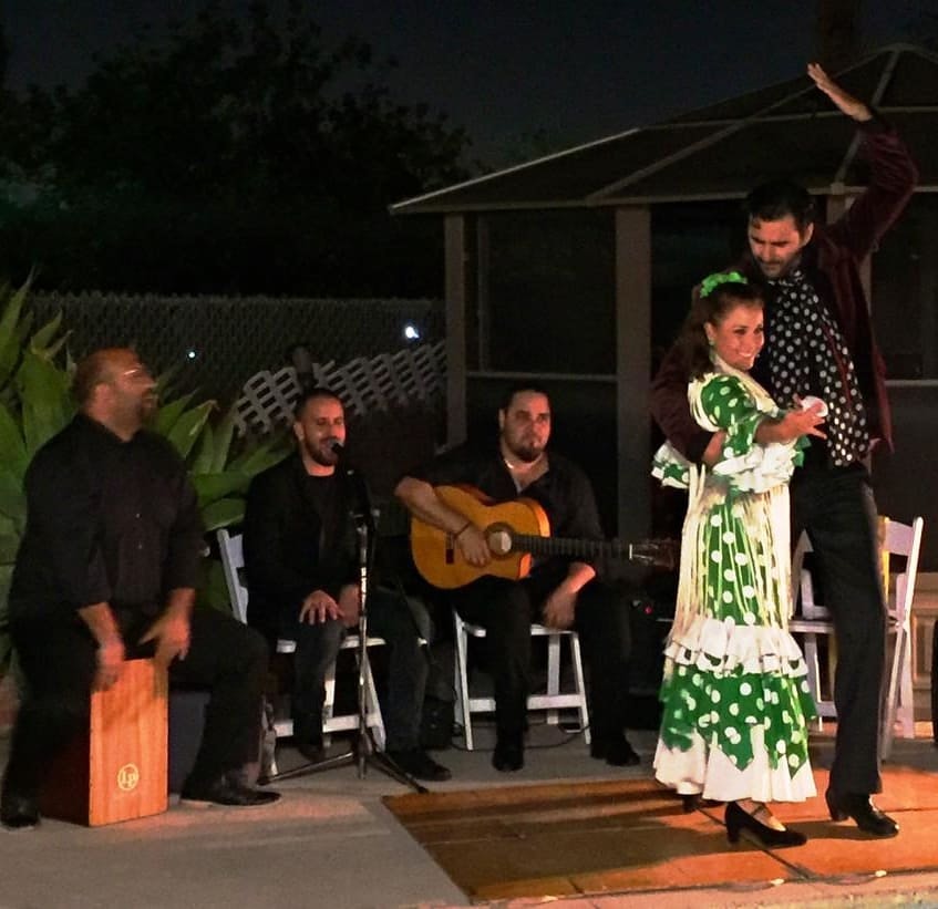 Flamenco Tropical performance